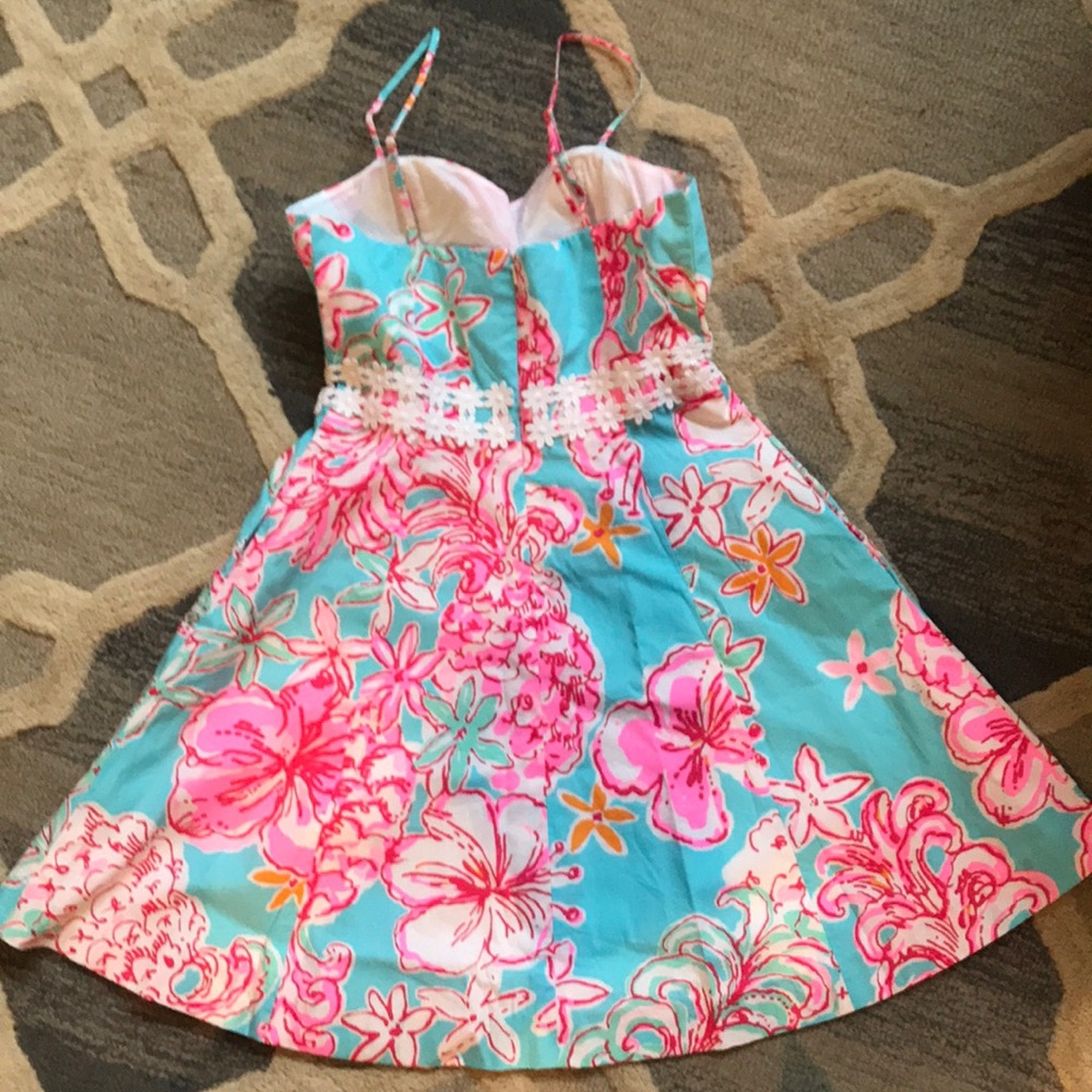 Lily Pulitzer sundress - Picture 2 of 6